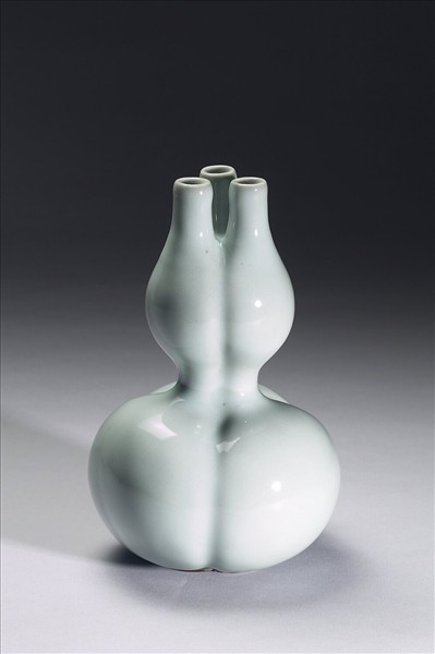 冬青釉三連葫蘆瓶