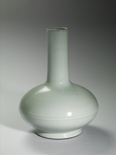 青瓷直頸瓶
