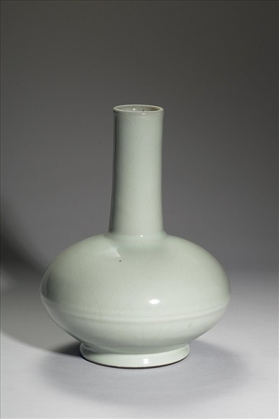 青瓷長頸瓶