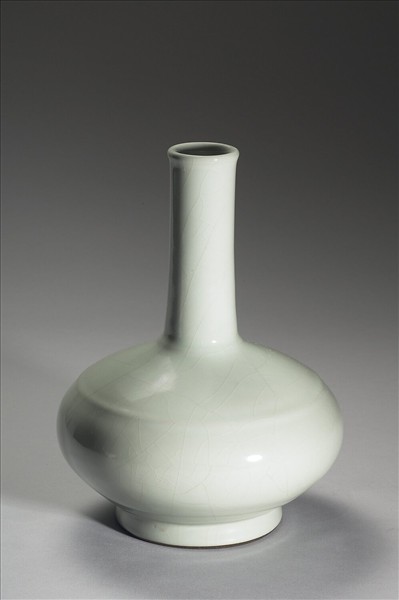 青瓷長頸瓶