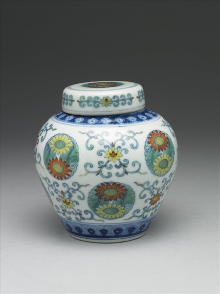 鬥彩團菊紋蓋罐
