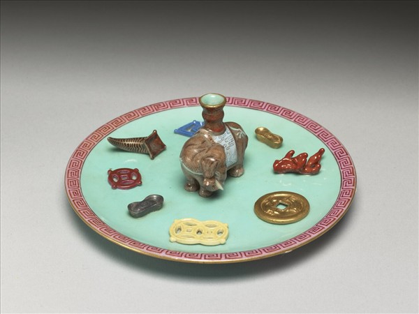 粉彩綠地太平有象香插