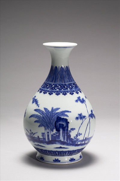 青花芭蕉紋玉壺春瓶