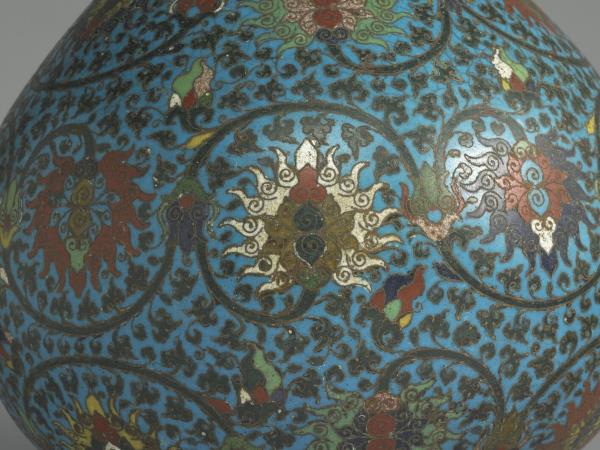 掐絲琺瑯玉壺春瓶