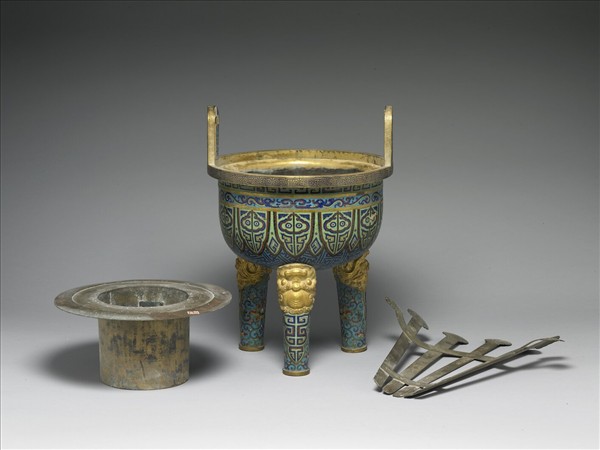 掐絲琺瑯爐（五供）