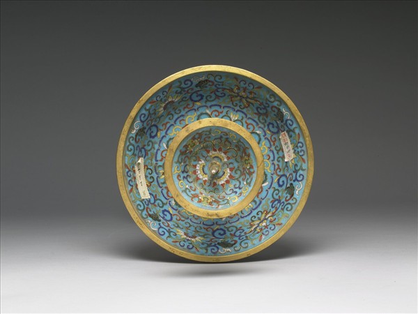 掐絲琺瑯燭台(五供)