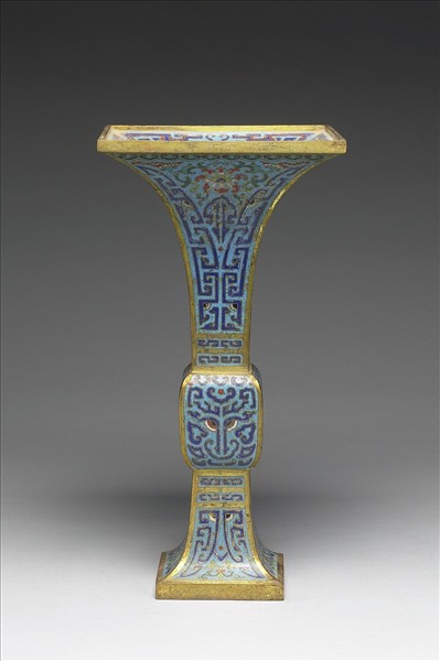 掐絲琺瑯觚形瓶（五供）