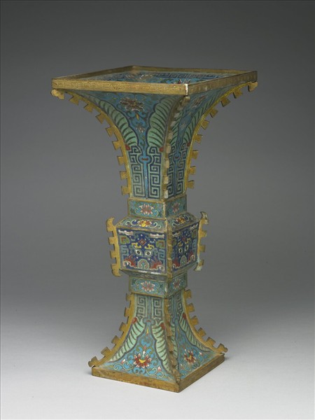 掐絲琺瑯觚形瓶（五供）