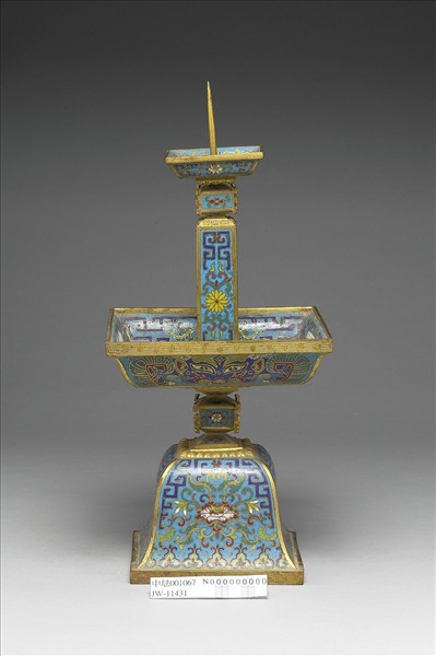 掐絲琺瑯燭台（五供）