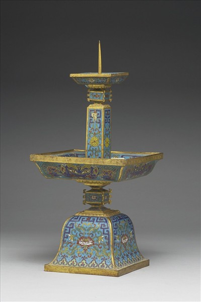 掐絲琺瑯燭台（五供）