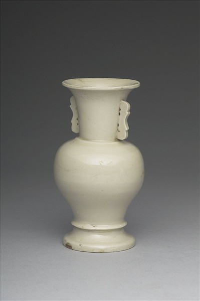 德化窯 白瓷雙耳瓶