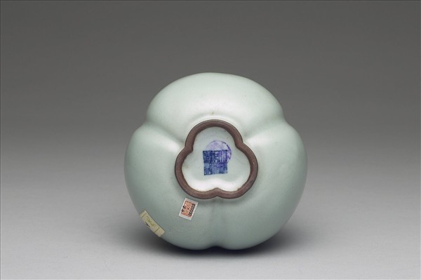 冬青釉三連葫蘆瓶