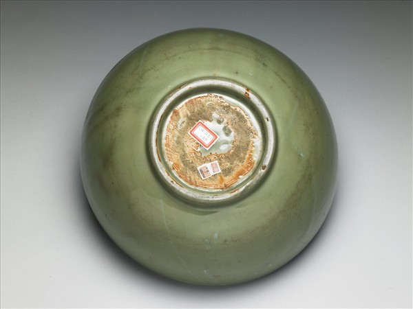 龍泉窯 青瓷印花格紋大碗