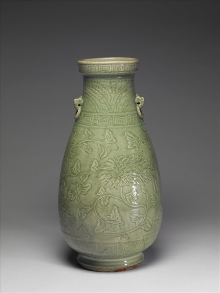 龍泉窯 青瓷劃花雙耳瓶