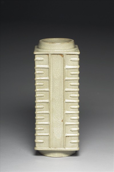 石灣窯 白釉琮式瓶