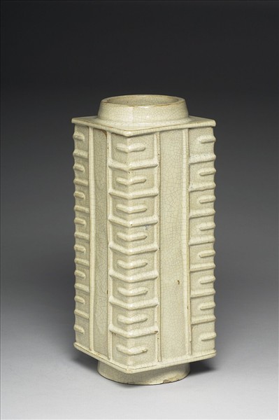 石灣窯 白釉琮式瓶