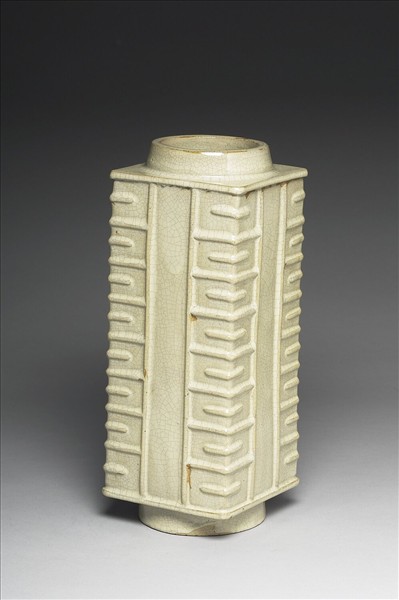 石灣窯 白釉琮式瓶