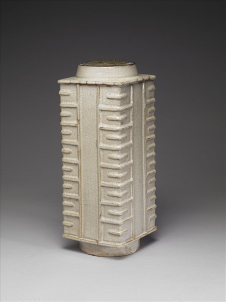 石灣窯 白釉琮式瓶