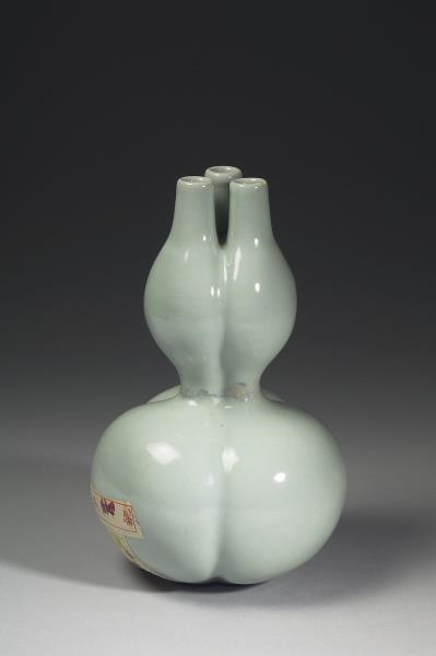 冬青釉三連葫蘆瓶