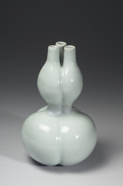 冬青釉三連葫蘆瓶