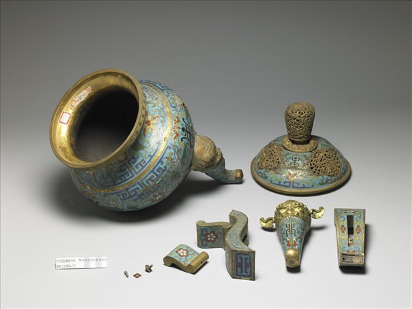 掐絲琺瑯鼎式爐