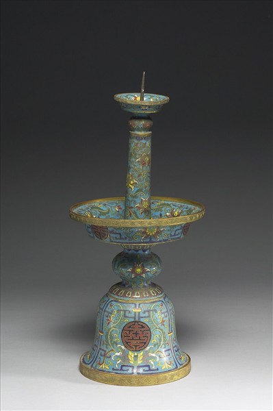 掐絲琺瑯燭台