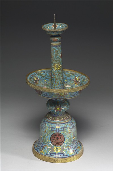 掐絲琺瑯燭台