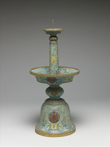 掐絲琺瑯燭台