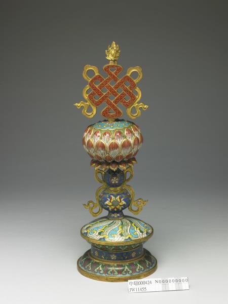 掐絲琺瑯八吉祥（盤長）