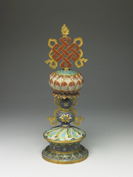 掐絲琺瑯八吉祥（盤長）