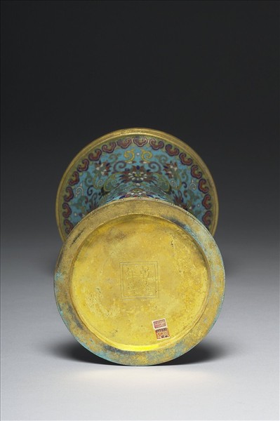 掐絲琺瑯瓶（五供）