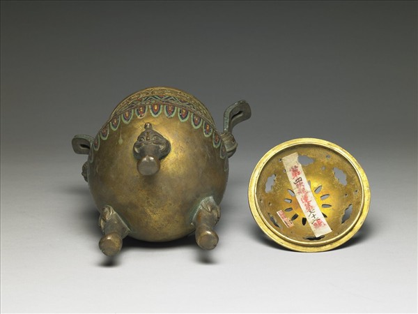 掐絲琺瑯香爐（五供）