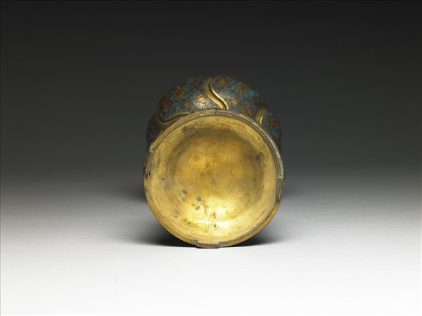 掐絲琺瑯燭台（五供）