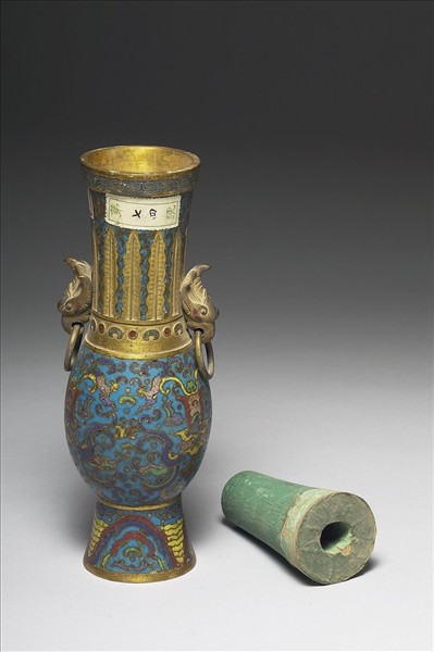 掐絲琺瑯瓶（五供）