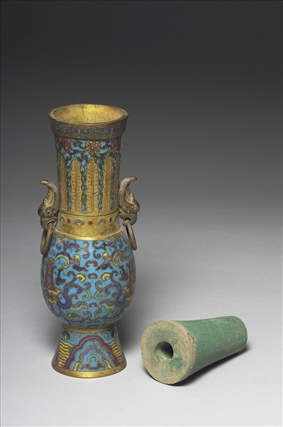 掐絲琺瑯瓶（五供）