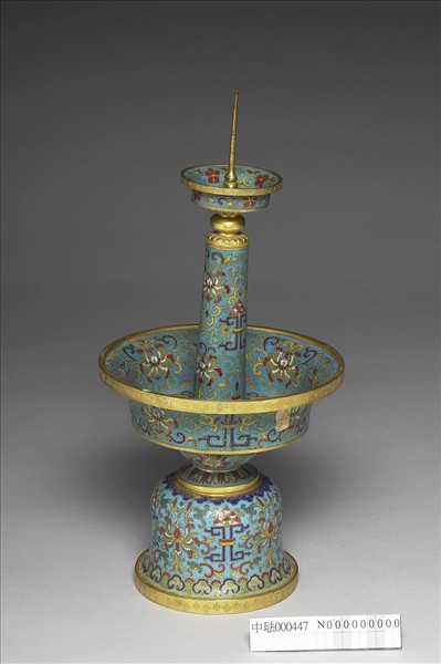 掐絲琺瑯燭台（五供）