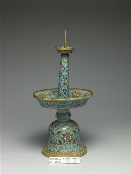 掐絲琺瑯燭台