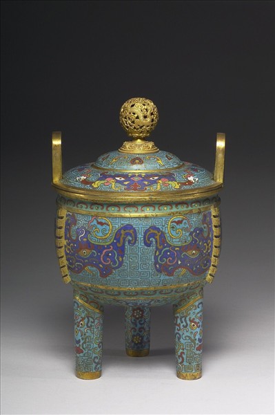 掐絲琺瑯三足鼎