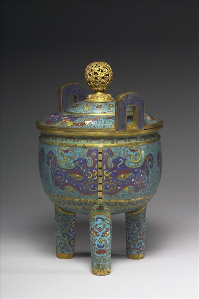 掐絲琺瑯三足鼎