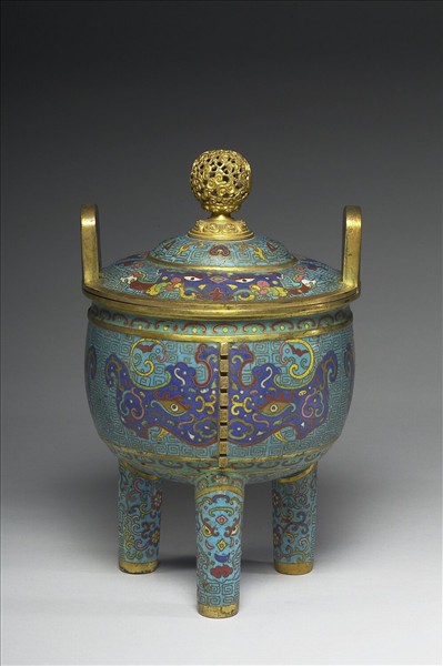 掐絲琺瑯三足鼎