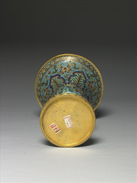 掐絲琺瑯瓶（五供）