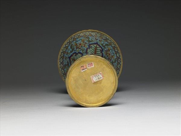 掐絲琺瑯瓶（五供）