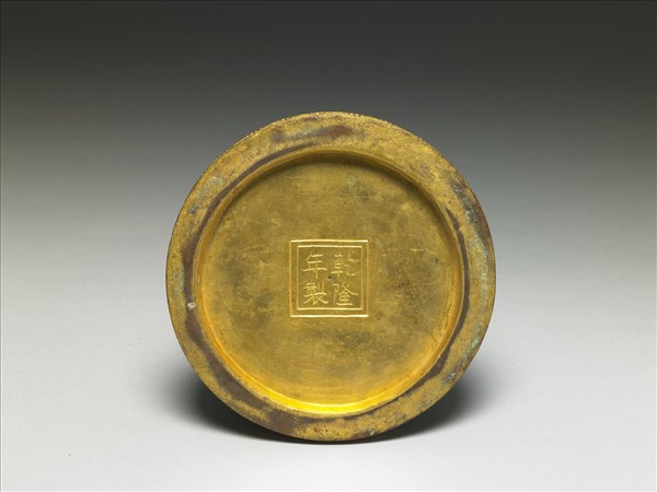 掐絲琺瑯燭台(五供)