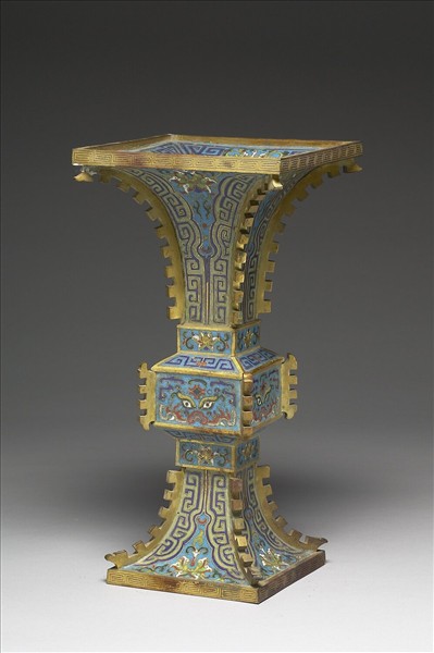 掐絲琺瑯瓶(五供)