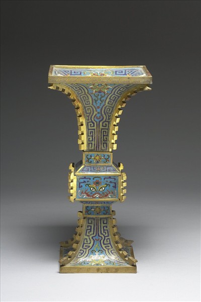 掐絲琺瑯瓶(五供)