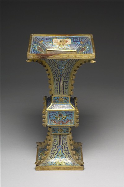 掐絲琺瑯瓶(五供)