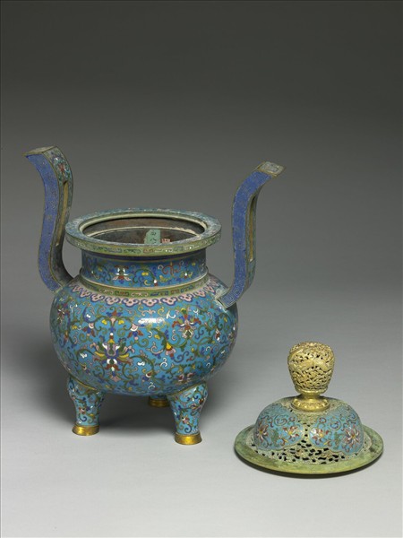 掐絲琺瑯爐(五供)