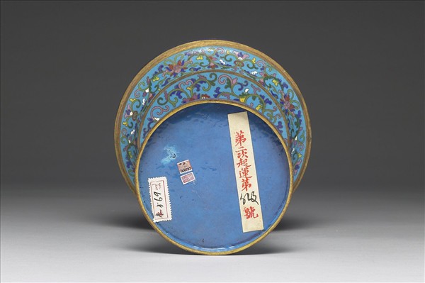 掐絲琺瑯燭台(五供)