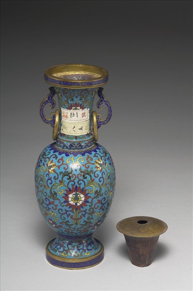 掐絲琺瑯瓶（五供）