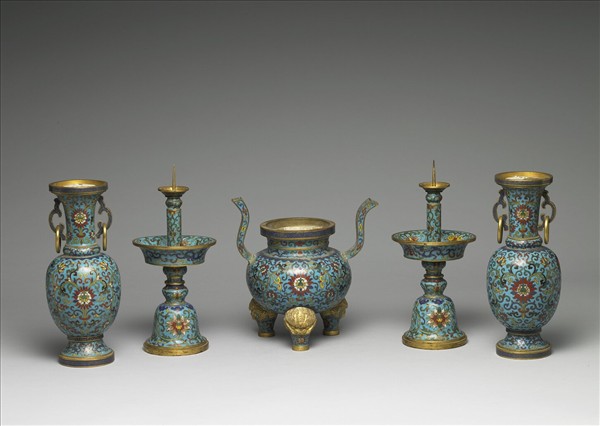 掐絲琺瑯爐（五供）